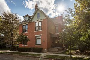 featured image of 853 Hamlet St