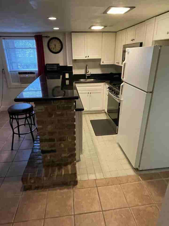 3316 Upperline St #101 - Photo 6 of 15
