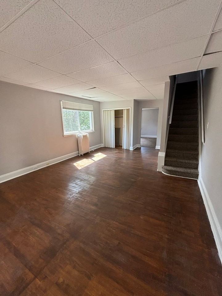 311 South Irving Ave - Photo 2 of 45