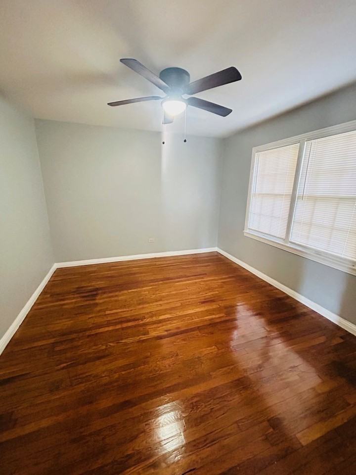 1112 N 34th - Photo 2 of 11