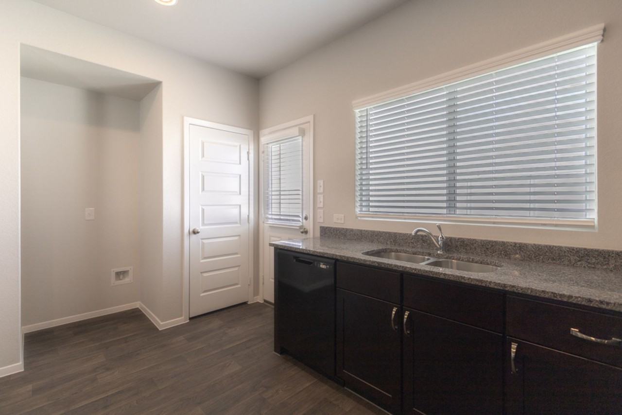 234 Heritage Mill Trl - Photo 7 of 26