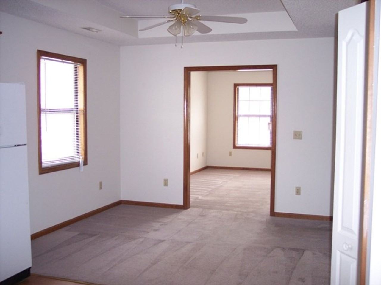 708 Streck Ct - Photo 3 of 10