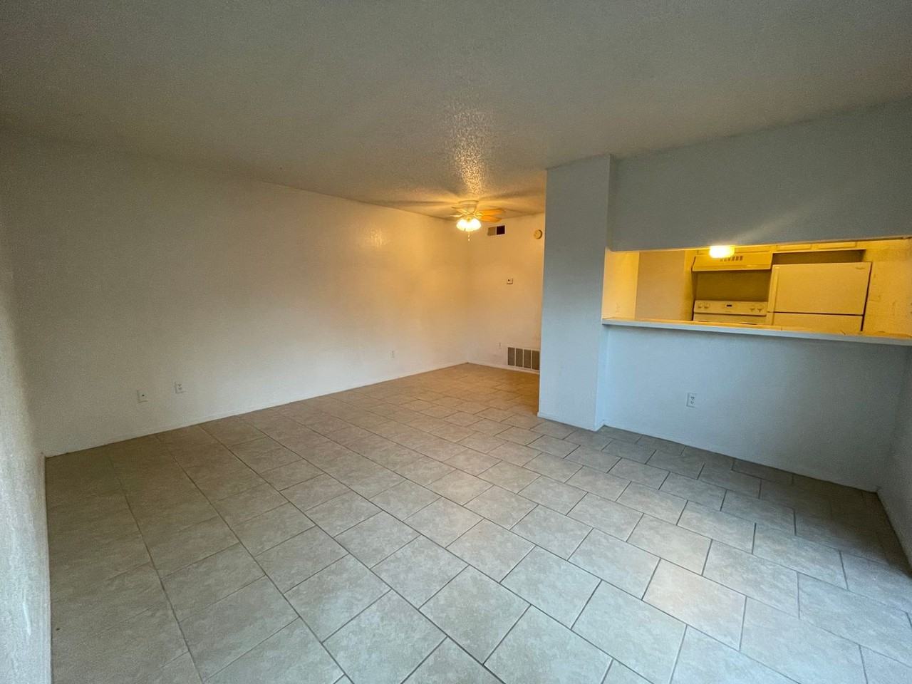 750 N Judge Ely Blvd - Photo 2 of 16