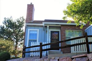 featured image of 6990 Los Reyes Cir