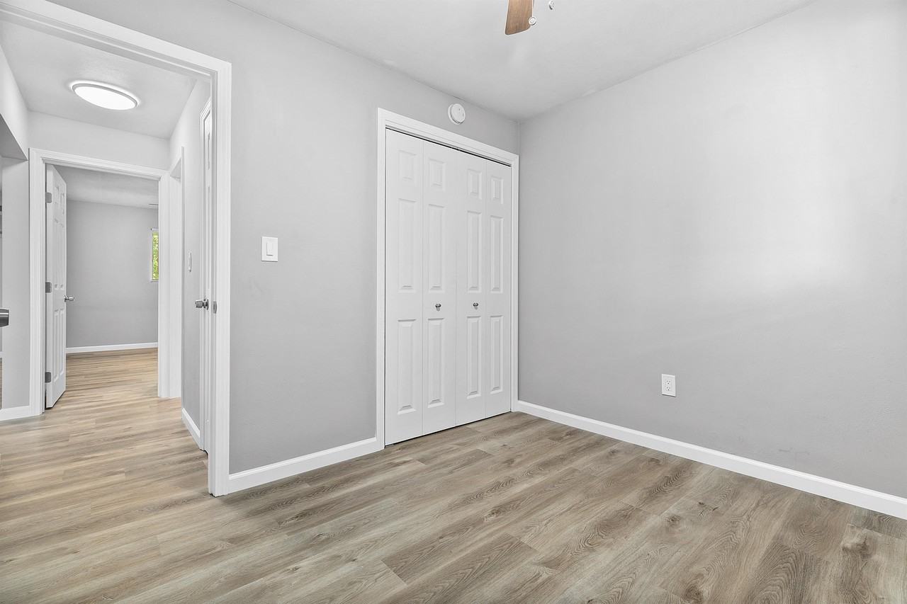 1000 Olive Street - Photo 2 of 10