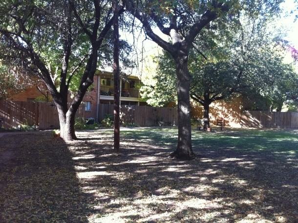 2600 Ivanhoe Ln - Photo 5 of 9