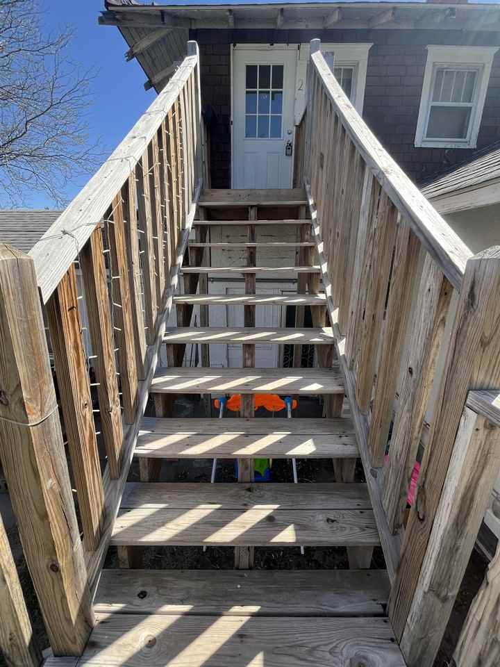 244 North Vine Avenue - Photo 2 of 7