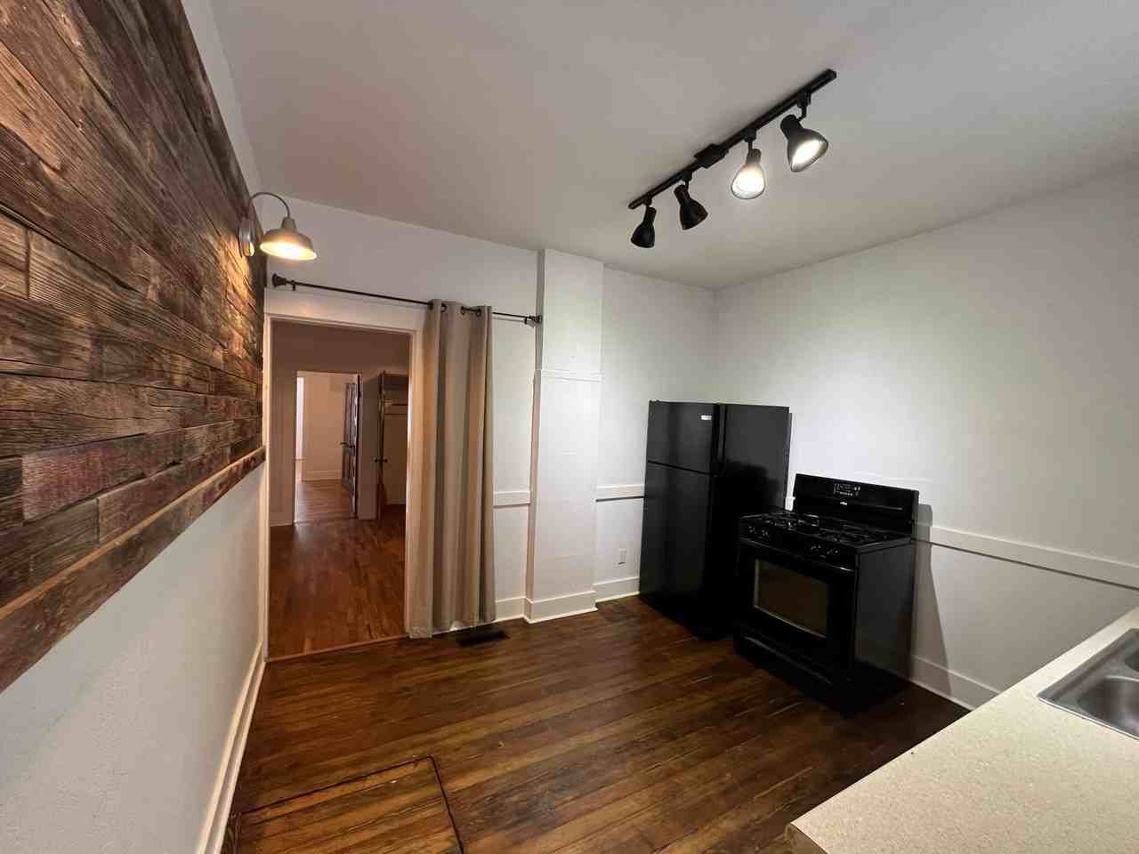 219 Jackson Street - Photo 2 of 12