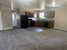 featured image of 1406 S Boxelder St