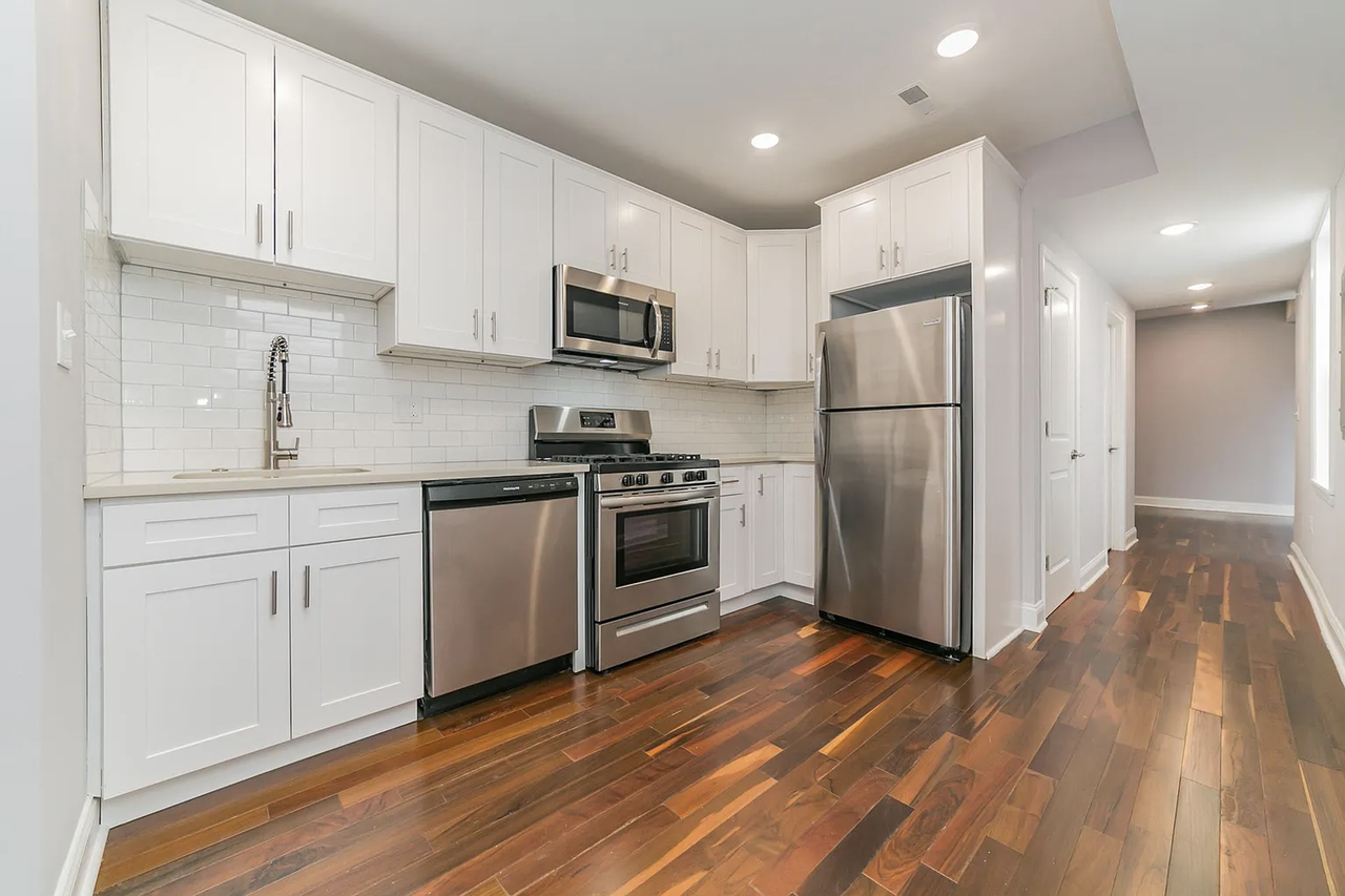 2521 Cecil B Moore - Photo 6 of 27