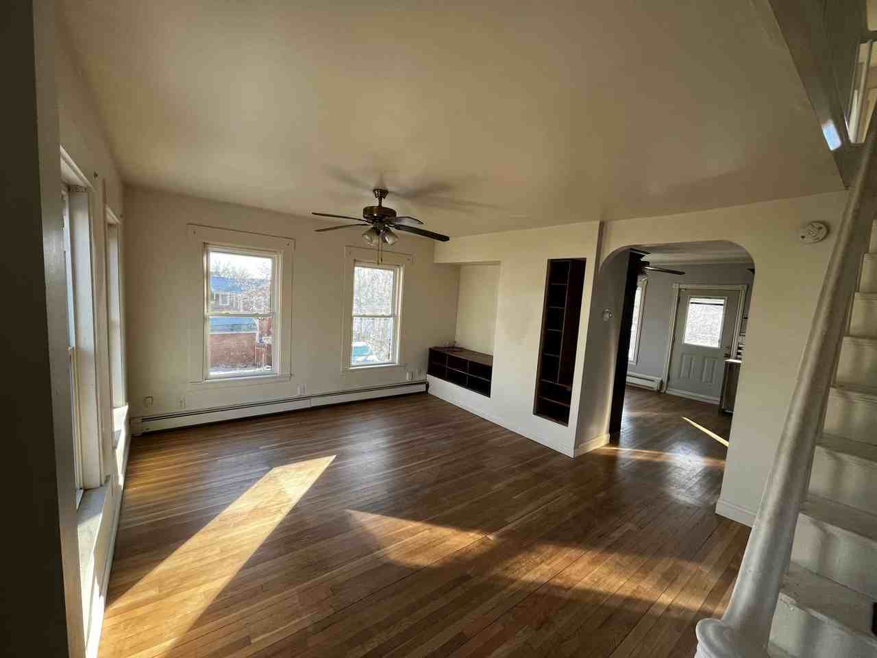 6-10 Ford St - Photo 2 of 9