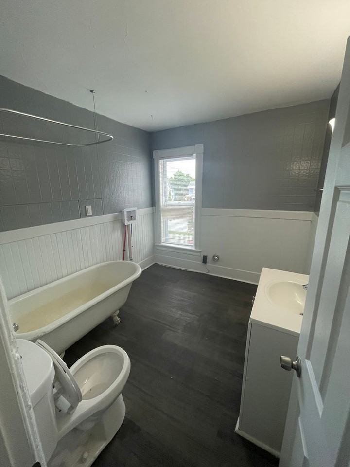 77 Prospect Street Gloversville, NY 12078 - Photo 3 of 8