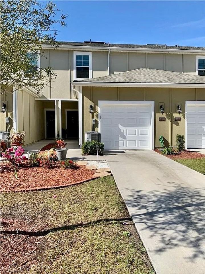 86560 Mainline Rd - Photo 2 of 10