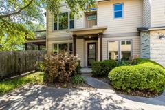 617 Peacock Ln #B - Photo 1 of 1