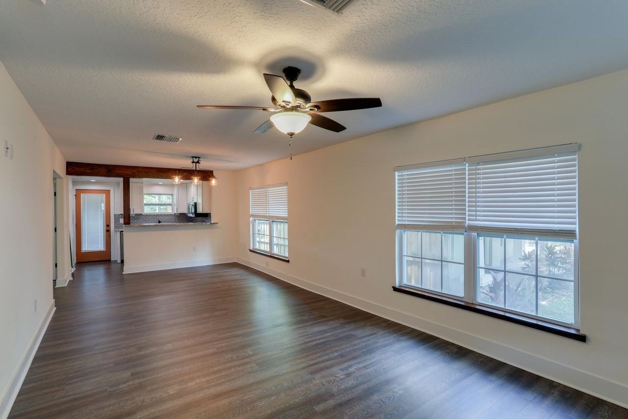 1226 E Gore St - Photo 3 of 20