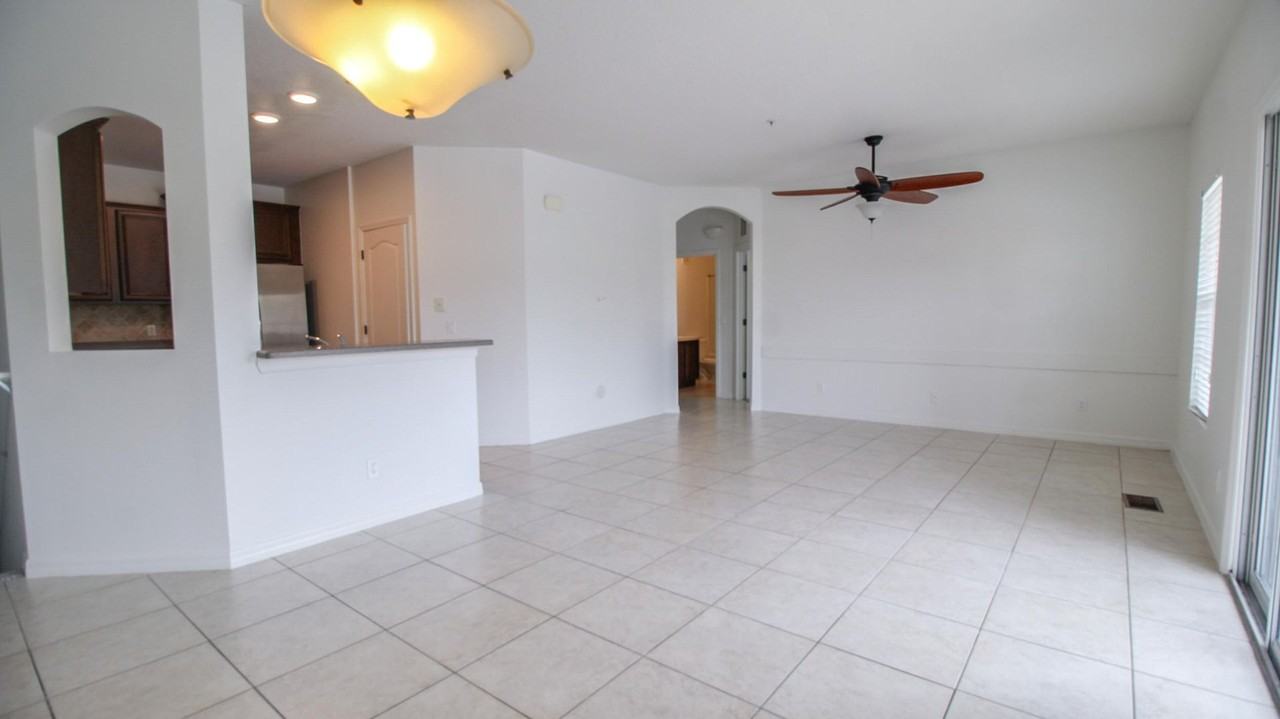 2333 Betsy Ross Ln - Photo 4 of 13