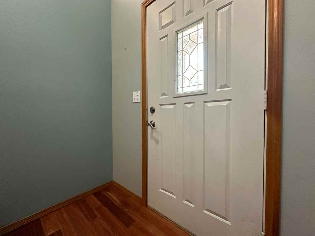 401 Park Creek Ct - Photo 3 of 18