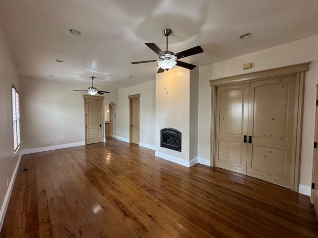 34 Maple Street - Photo 3 of 28