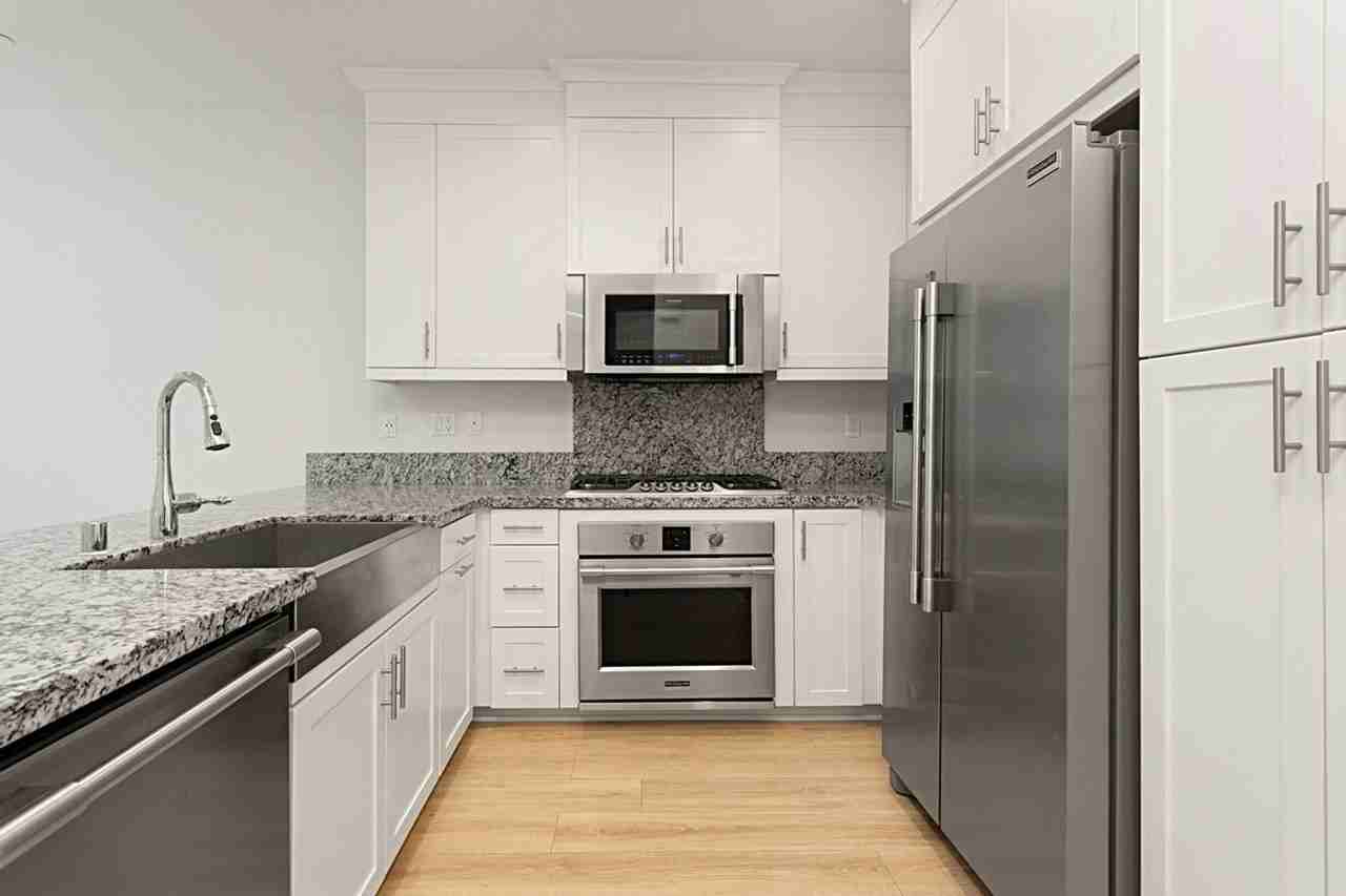 2116 Solara Ln - Photo 5 of 17