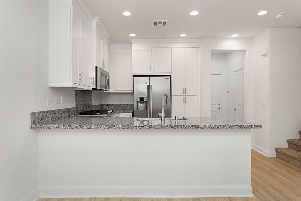 2116 Solara Ln - Photo 7 of 17