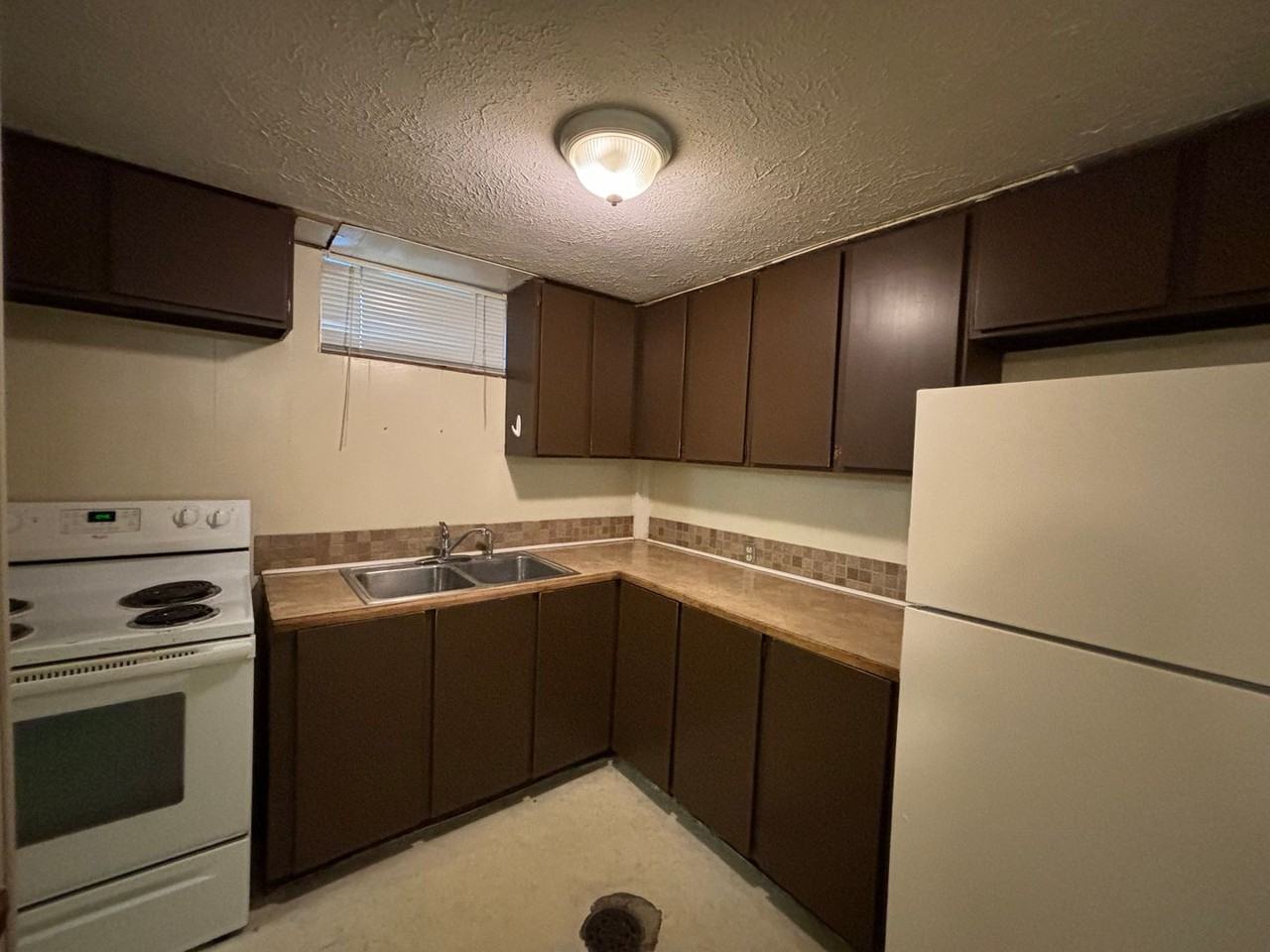 1706 Bench Rd - Photo 3 of 8