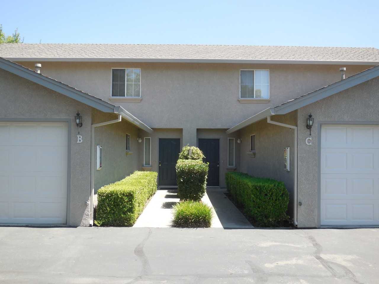 1390 Serrano Place - Photo 2 of 15