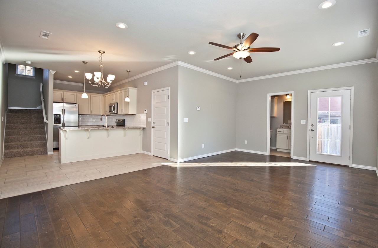 3805 W Pawnee Rd - Photo 2 of 17