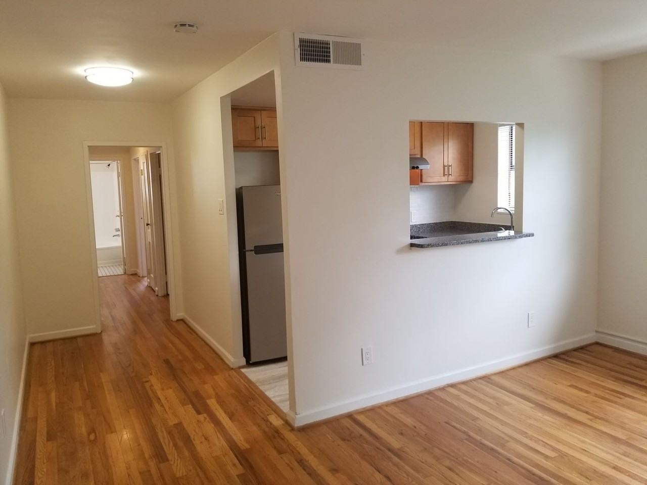 1215 N Quinn Street - Photo 6 of 22