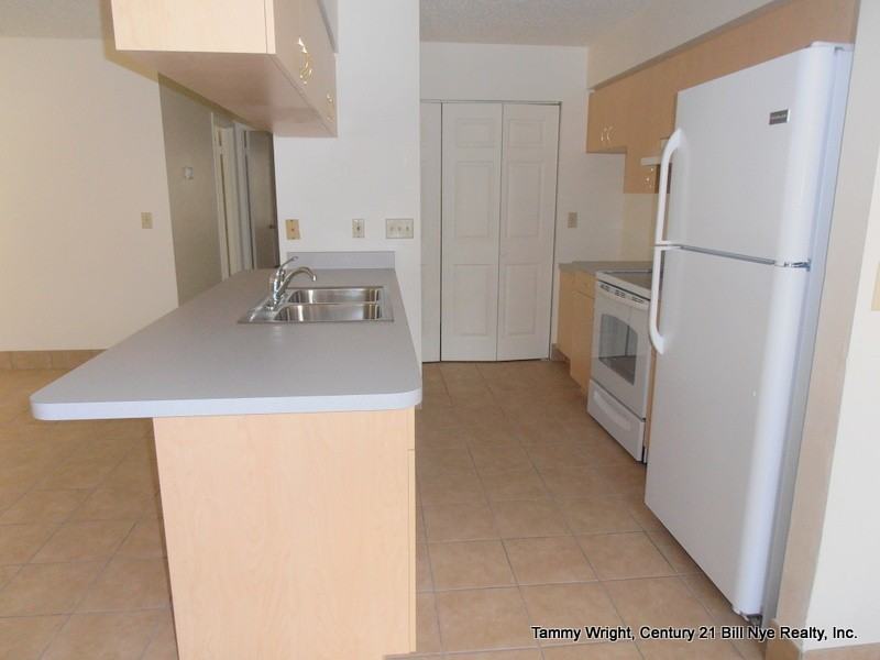 38724 South Ave - Photo 3 of 10