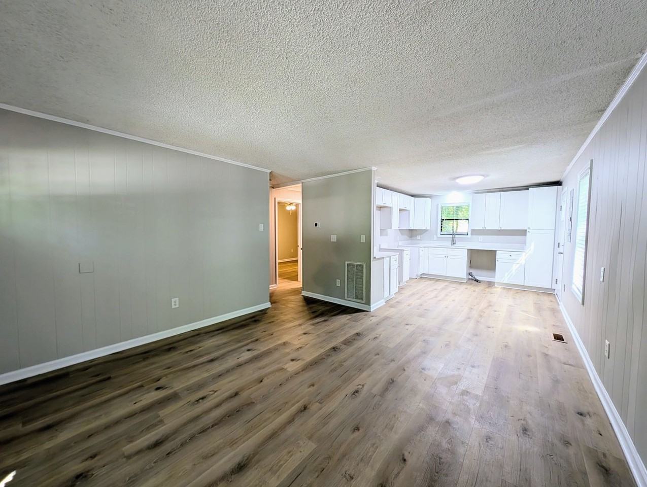 190 Forsythia Court - Photo 2 of 15