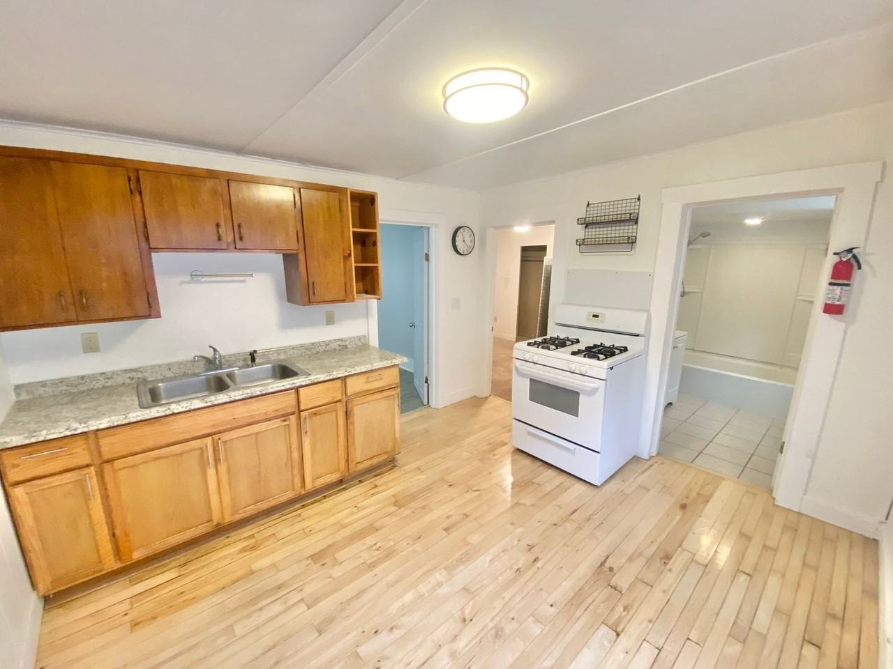 32 Rose Street - Photo 2 of 25