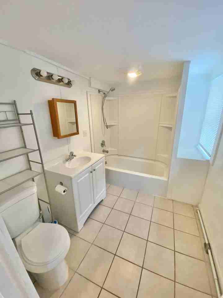 32 Rose Street - Photo 4 of 25