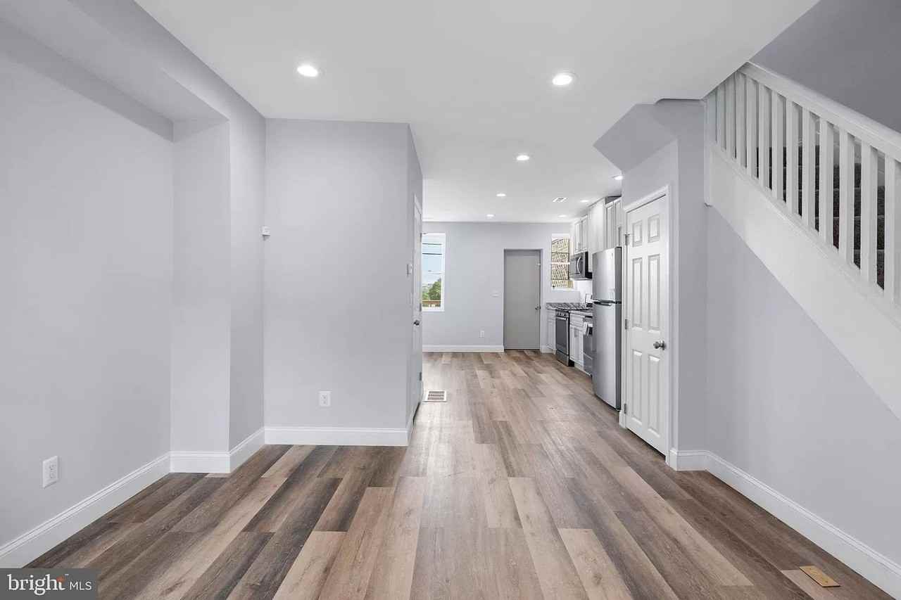 2617 Maisel St - Photo 3 of 35