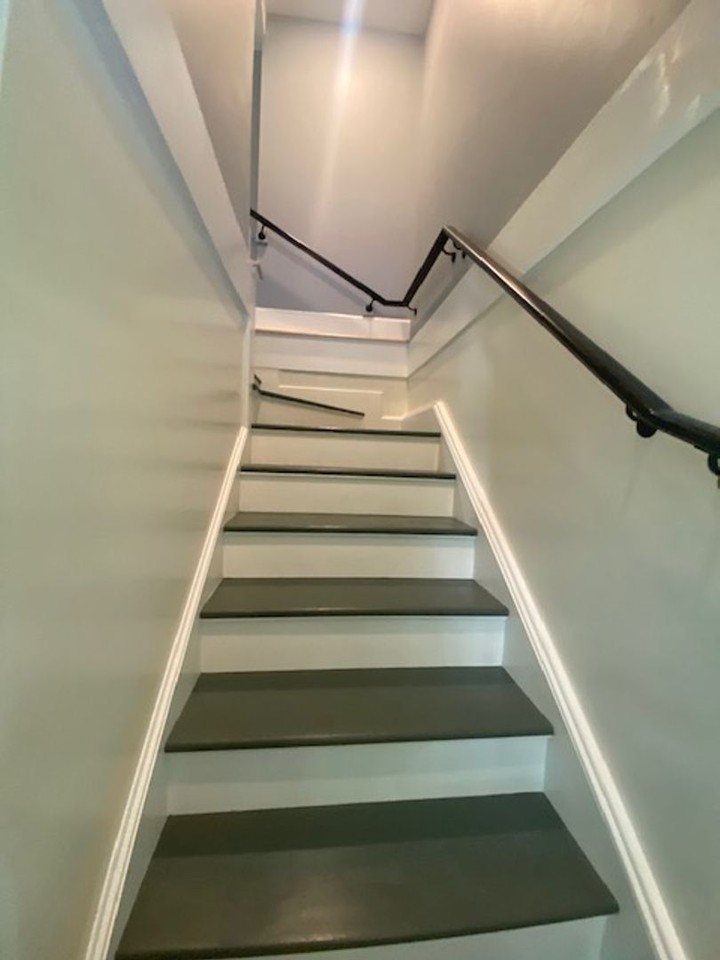 12 Lowell St - Photo 7 of 35