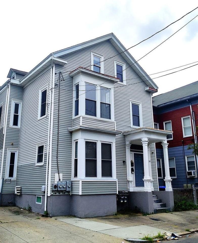 10 Arch Street - Photo 2 of 21