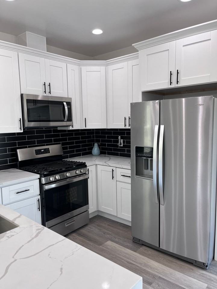 5215-5217 Catoctin Drive - Photo 6 of 28