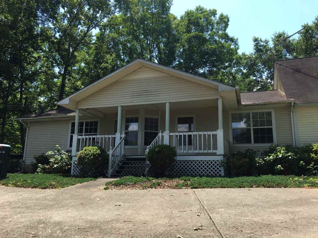 4084 Friendship Rd - Photo 2 of 27