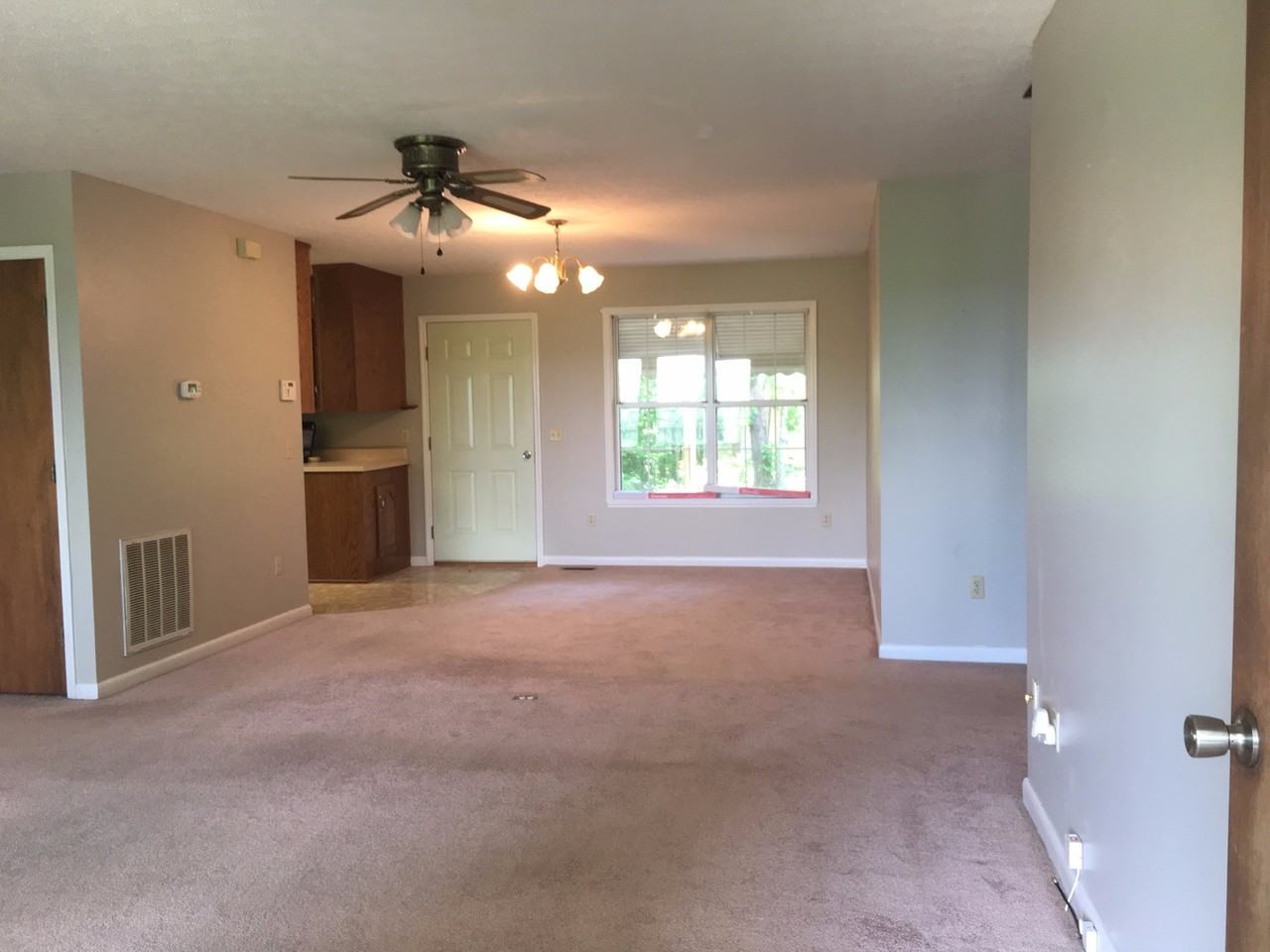 4084 Friendship Rd - Photo 4 of 27