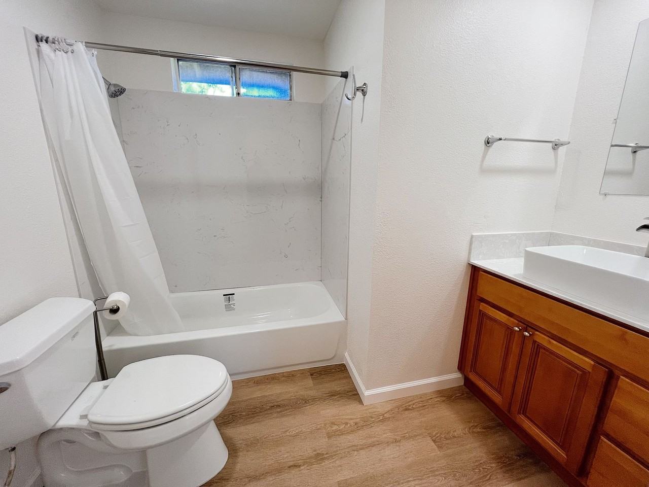 575 Ford Rd - Photo 2 of 10
