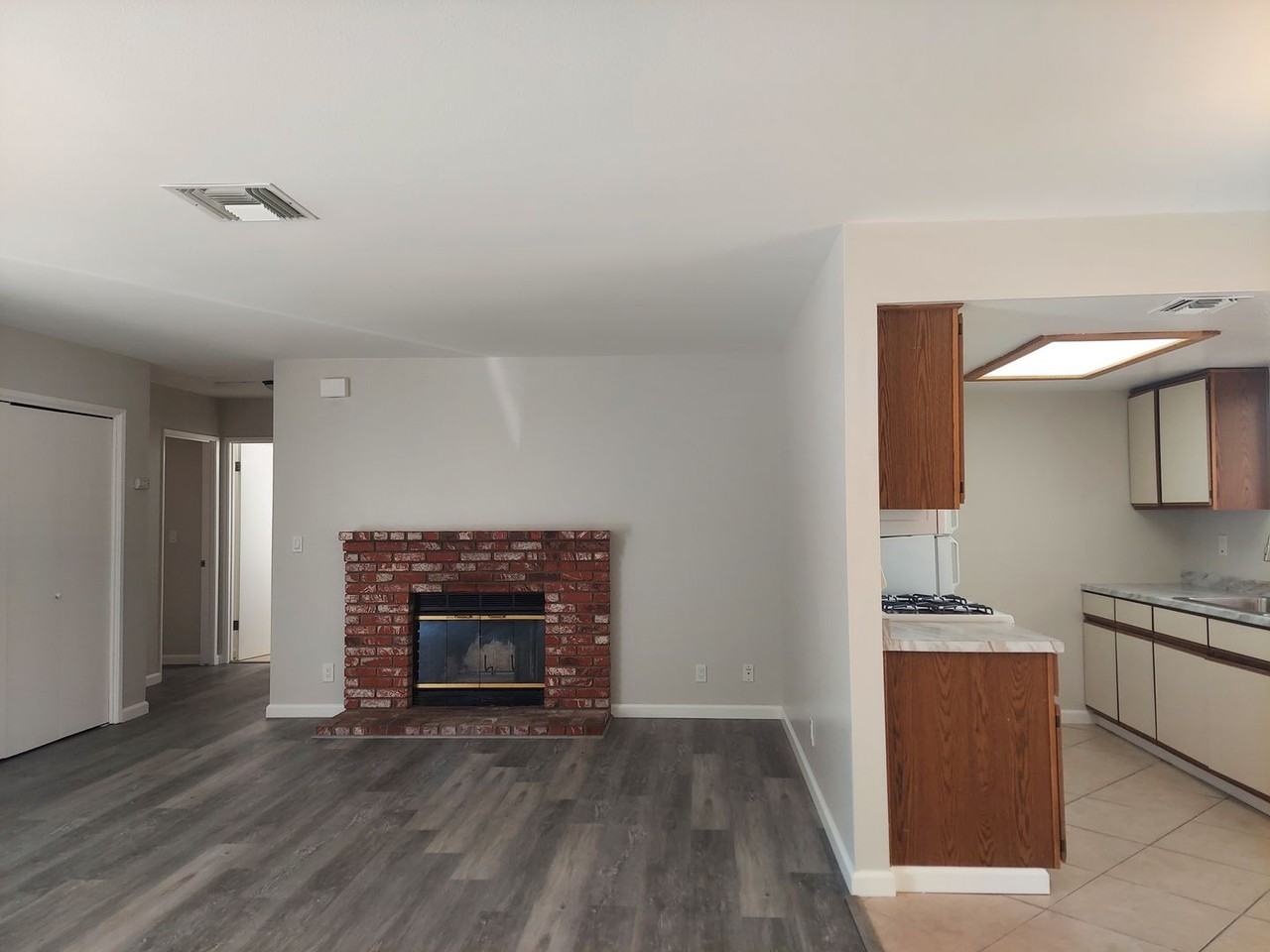 604 W Graaf Ave. - Photo 3 of 11