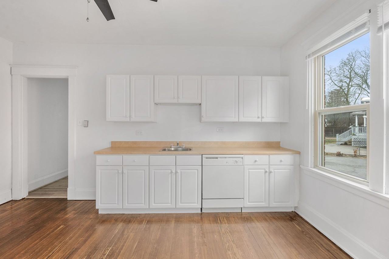 4023 Allston - Photo 3 of 14