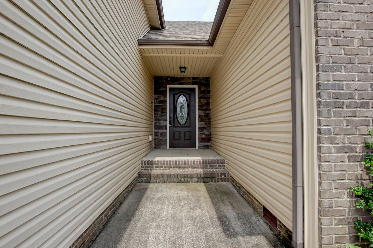 1403 Raven Rd - Photo 5 of 50