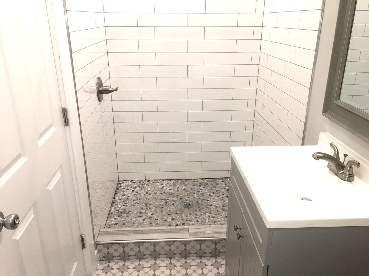 5409 Christian St - Photo 4 of 11