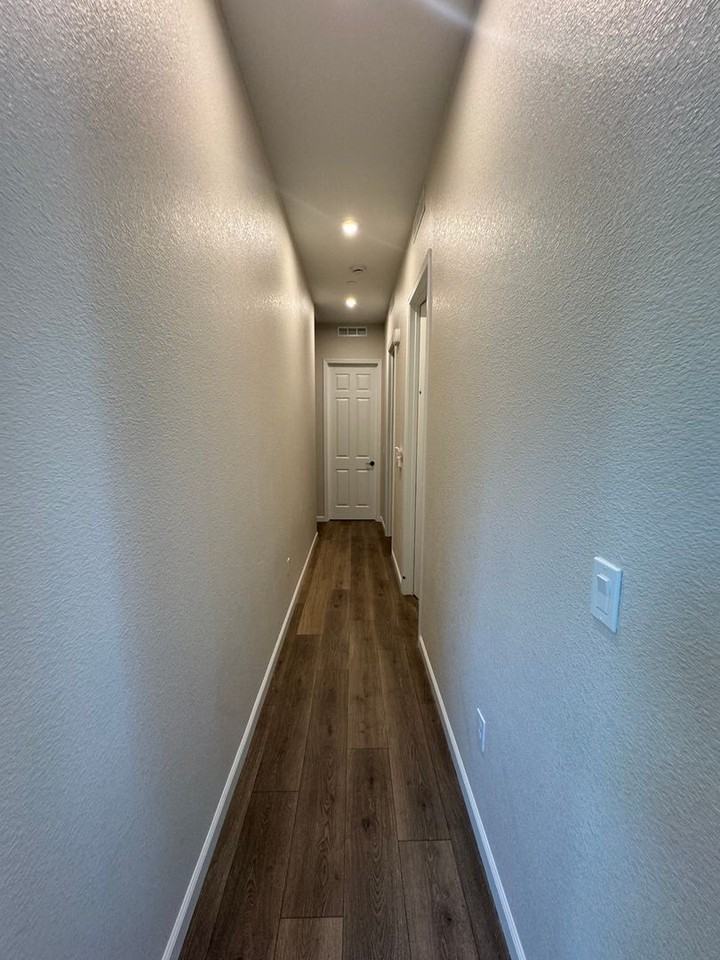 8260 Honor Ct - Photo 5 of 13
