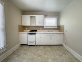 featured image of 940 S 15th St