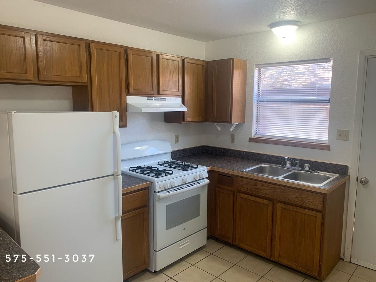 2601 Pecan Dr - Photo 4 of 10