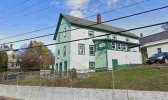 featured image of 155 Malletts Bay Ave