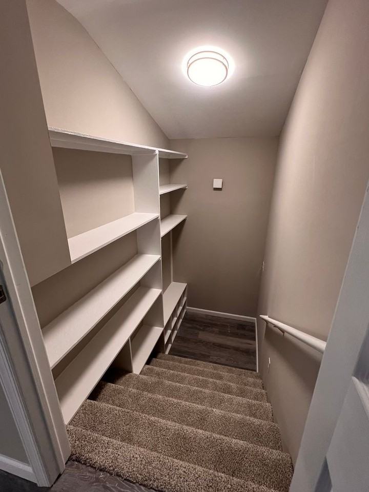 5477 Mauser St #C - Photo 5 of 20