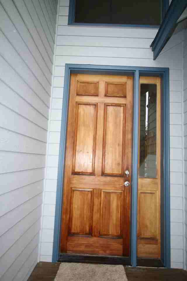 7491 Labrador Cir - Photo 2 of 25