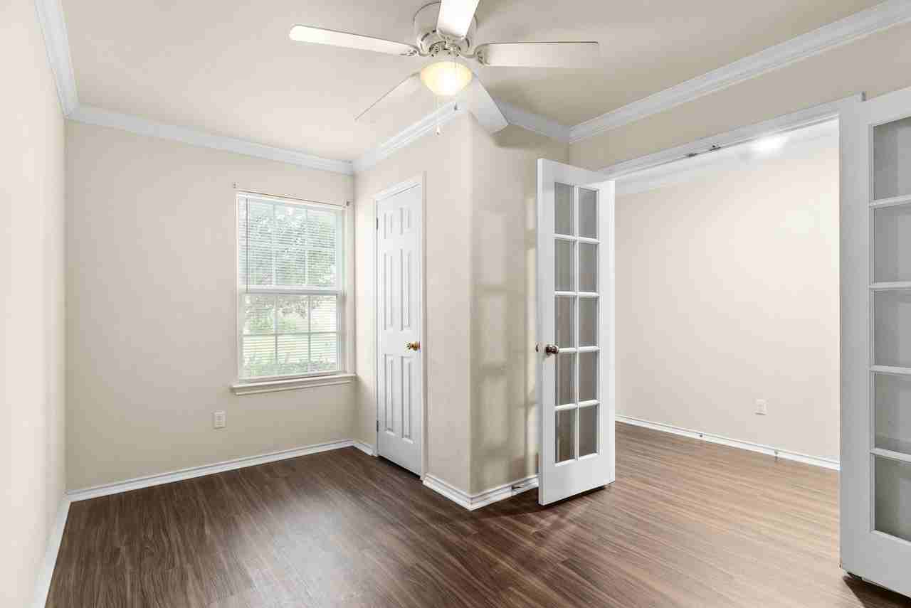 9311 Sandyford Ct - Photo 7 of 19